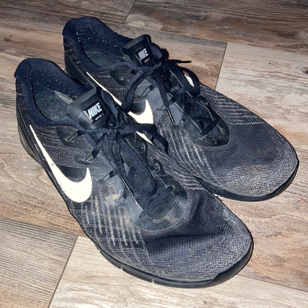 Nike Metcon Men’s Triple Black Sneakers Size 16